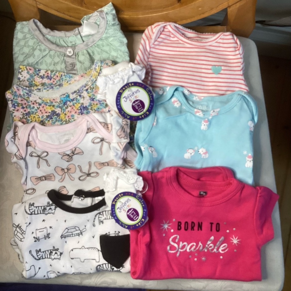 Baby bundle onesies tops socks 3 months to 9 months Carters Excellent co…